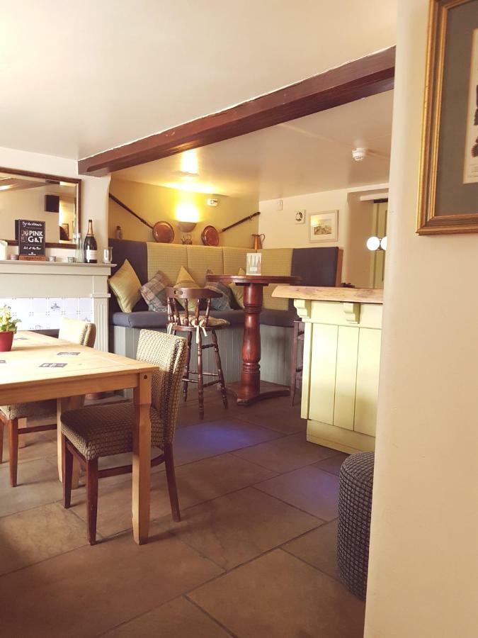 The Windmill Inn 배드비 외부 사진